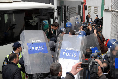 Diyarbakır'da tansiyon yükseldi!