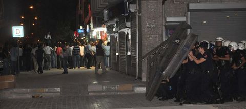 Van savaş alanına döndü!