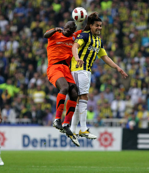 Fenerbahçe İstanbul Büyükşehir Belediyespor Maç özeti ve golleri 01.05.2011 b83ef4640526617a57f31c66f748f323 k Fenerbahçe İstanbul Büyükşehir Belediyespor Maç özeti ve golleri 01.05.2011