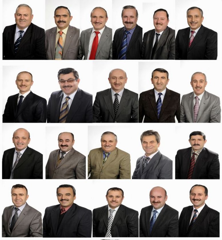Bu müftüler neden gülüyor?