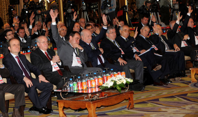 Genel Kurul'dan kareler...