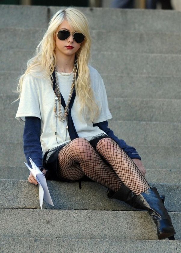 Taylor Momsen resimleri