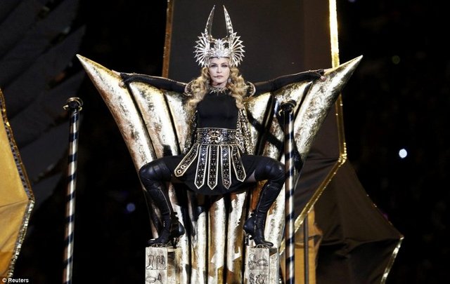Madonna'dan nefes kesen şov