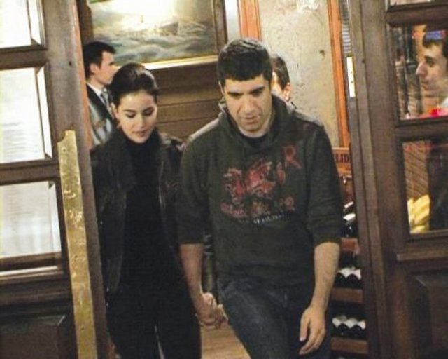 Fahriye Evcen- �zcan Deniz