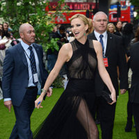 Transparan Charlize