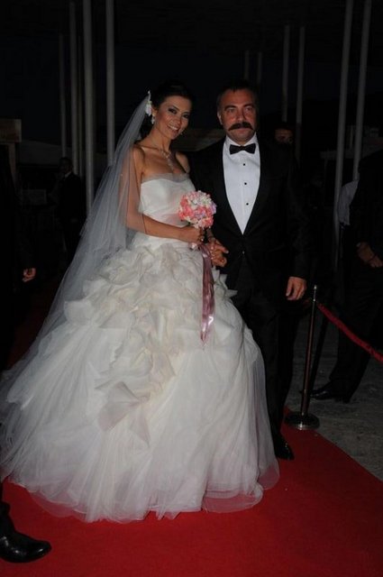 Oktay Kaynarca evlendi