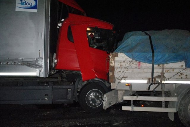  SON DAKİKA!!! TEM Otoyolunda Zincirleme Trafik Kazası