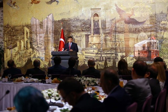 Başbakan Akil İnsanlar heyetiyle buluştu