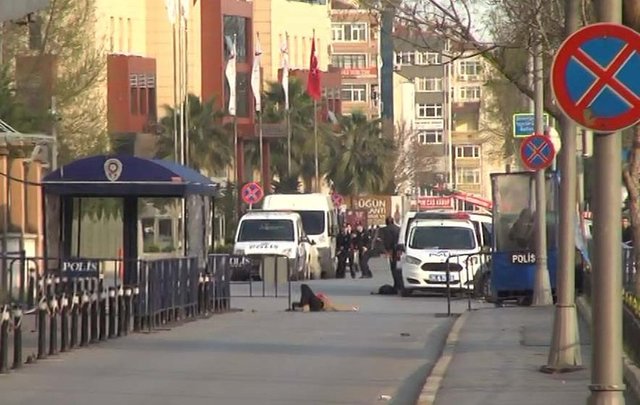 İstanbul Emniyet Müdürlüğü'ne silahlı saldırı