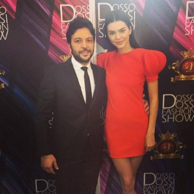 &Uuml;nl&uuml;lerin objektifinden