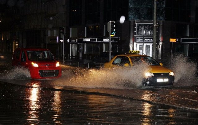 Bu Bir İzmir Klasiği!