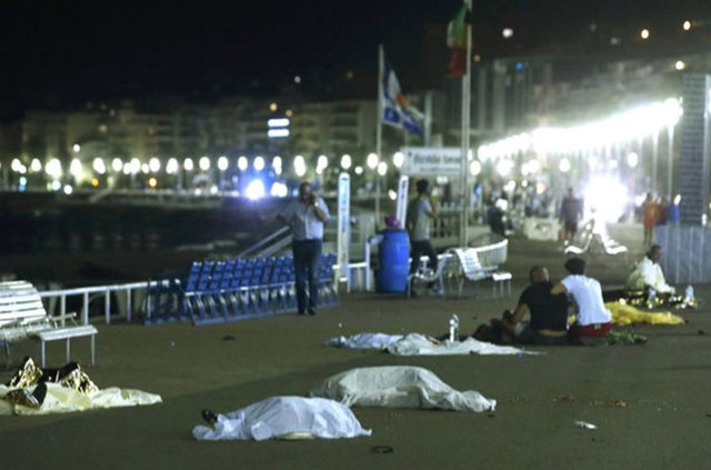 Fransa Nice'de terör saldırısı