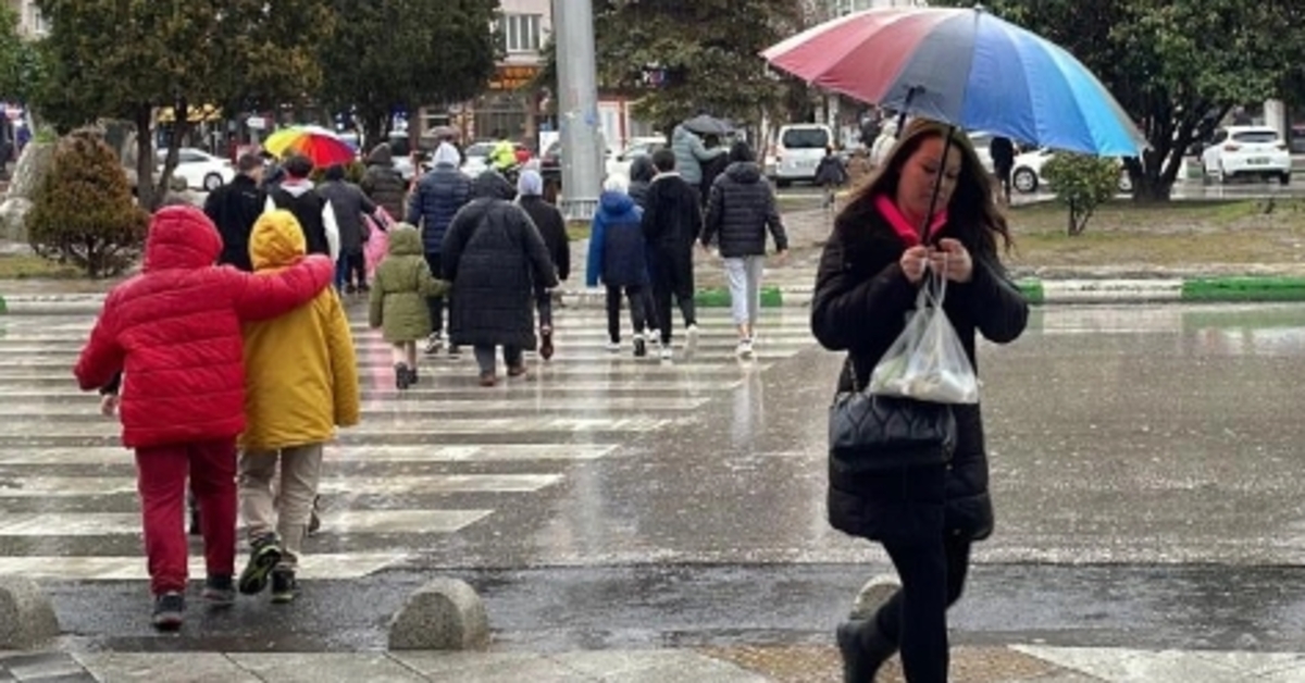 Hava durumu son dakika Uzmanı bölge bölge açıkladı Hafta sonu hava