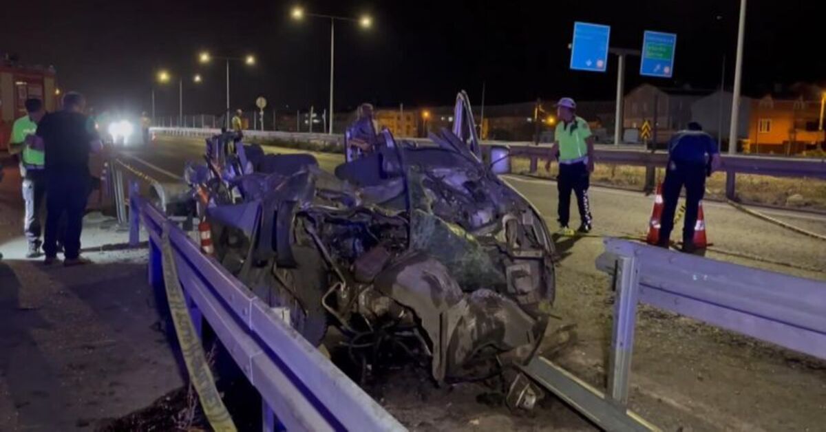 Silivri de hafif ticari araç bariyere çarptı 1 ölü 1 yaralı Güncel