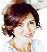 Esin  Övet