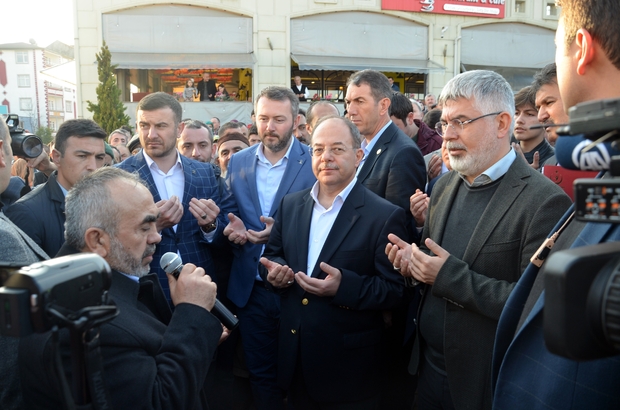 SARI RENKLİ ÖRGÜDE HER SIRA 1 ÖRNEK İLE YELEK 15