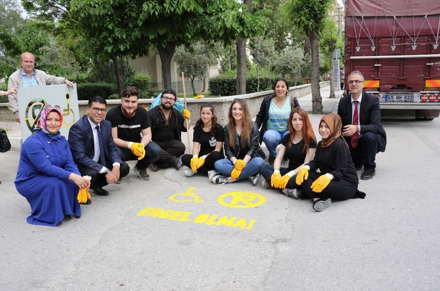 Duyarsız sürücülere karşı 'Yoluma Engel Olma' projesi
Manisa'nın Yunusemre ilçesinde engelliler için ‘Yoluma Engel Olma’ projesi başlatıldı