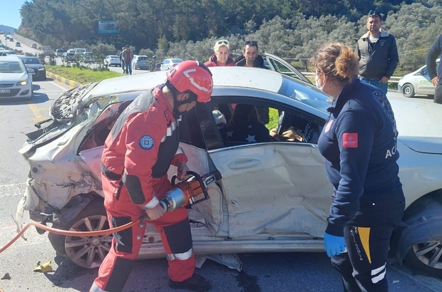 Milas Bodrum karayolunda zincirleme trafik kazası 1 i ağır 7 yaralı