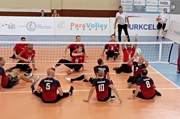 Oturarak Voleybol Gümüş Ligi nde Türkiye Letonya yı 3 0 yendi