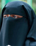 Kanadalı Müslümanlar çarşaf yasağı istedi