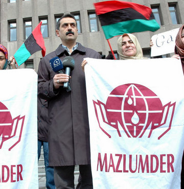 Mazlum-Der'den Kaddafi'ye suç duyurusu