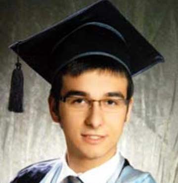 Tinercinin bıçakladığı tıp öğrencisi öldü 