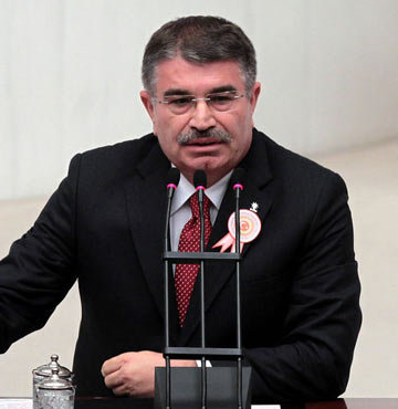 "Partimizin temsilcisi İdris Naim Şahin"