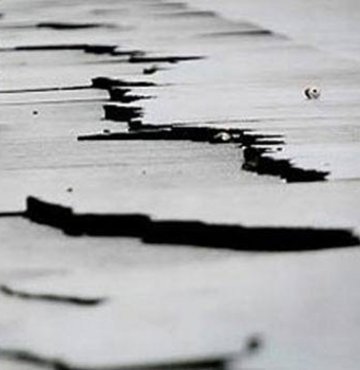İtalya'da deprem: 15 ölü 