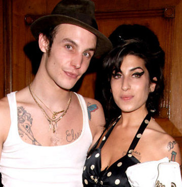 Amy Winehouse'un eski kocası komada!