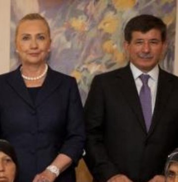 Davutoğlu-Clinton görüşmesinde sert mesajlar!