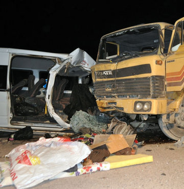 Sultanbeyli'de feci kaza: 3 ölü