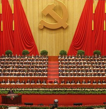 Çin'de tarihi kongre başladı