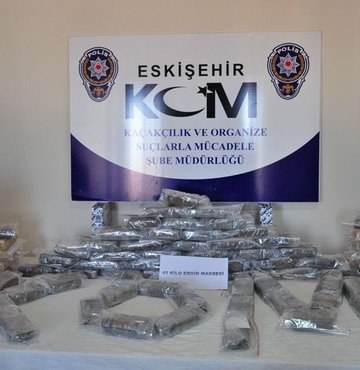 Uyuşturucu tacirleri Eskişehir'i geçemedi