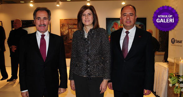 Yaşar Eğitim ve Kültür Vakfı tarafından düzenlenen 35. Dyo Resim Yarışması Ödülleri, önceki akşam Haliç Kongre Merkezi'nde düzenlenen törenle sahiplerini buldu.