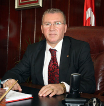 Mahkum olan AK Partili başkan istifa etti