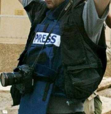 On günde beş gazeteci öldürüldü