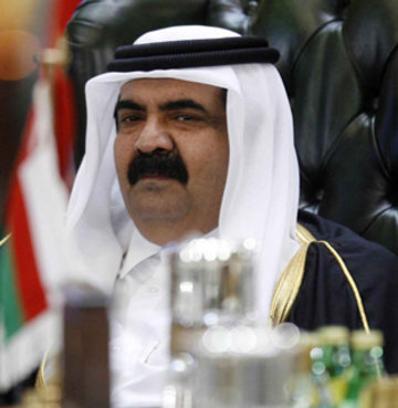 Katar Emiri koltuğu oğluna bıraktı 