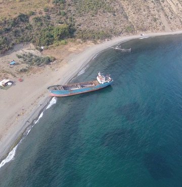 Marmara'da iki gemi çarpıştı!