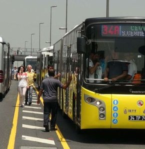 İETTden yeni metrobüs uygulamasıyla ilgili açıklama İETTden yeni metrobüs uygulamasıyla ilgili açıklama