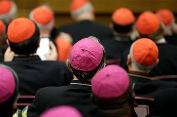 Vatikan'dan 'ihanet' raporu