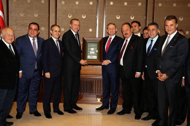 Cumhurbaşkanı Erdoğan TFF Başkanı Yıldırım Demirören ve Türkiye