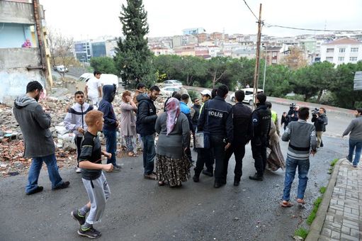 neden korkarız Fatih 1453 Büfe, Karabayır, Esenler ...