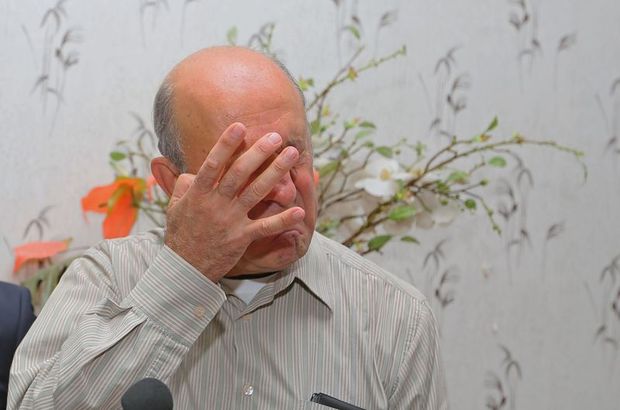 Prof. Dr. Esat Rennan Pekünlü cezaevi öncesi gözyaşlarını tutamadı