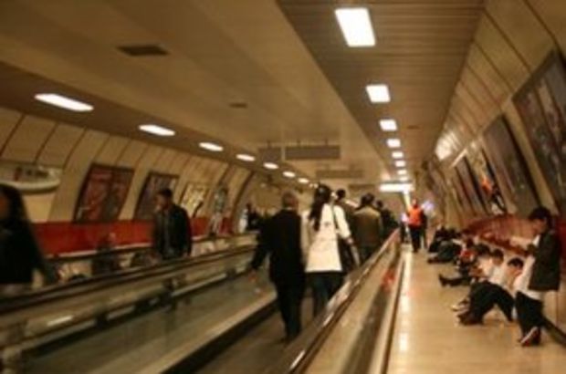 Taksim Metrosu'nda kaybolan kız bulundu