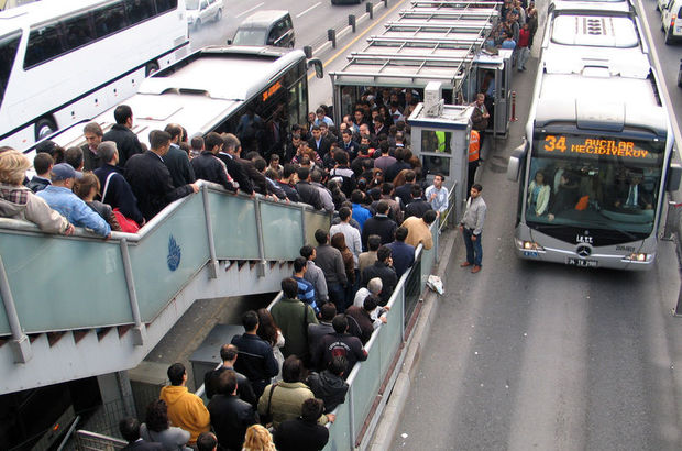Metrobüste taciz iddiası