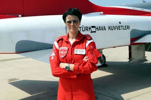 Türk Yıldızları'nın ilk kadın üyesi