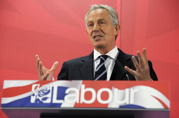 Tony Blair istifa etti 