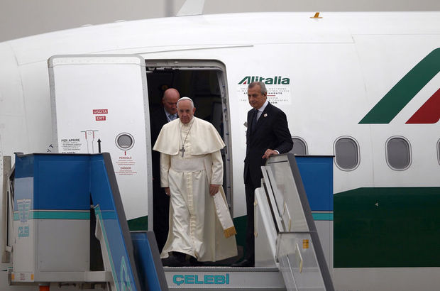 Vatikan'dan özel uçak açıklaması