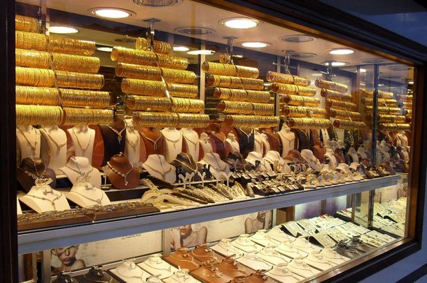 ramazan da dugunlerin durmasiyla kuyumcularda durgunluk yasaniyor