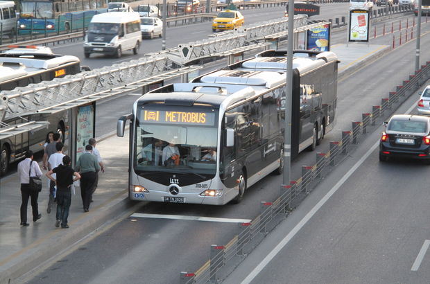 İETTden yeni metrobüs uygulamasıyla ilgili açıklama İETTden yeni metrobüs uygulamasıyla ilgili açıklama